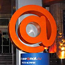 Паника на бирже обвалила акции Mail.ru Group